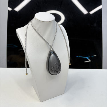 Compacte 96*56*33mm draagbare luchtreiniger met ABS-materiaal en oplaadbare batterij voor reizen