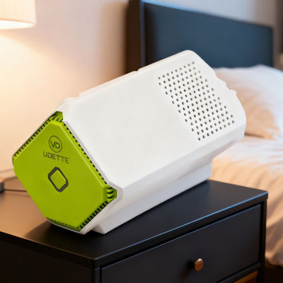 Ronde luchtreiniger voor auto's met een tolueenreiniging van > 99% en een ozonopbrengst van < 0,08 ppm voor het voertuiginterieur