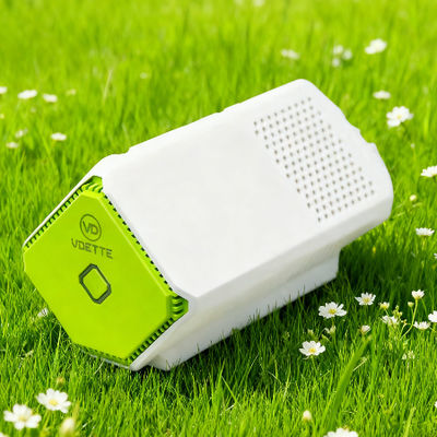 Compacte luchtreiniger voor auto's met ozonopbrengst < 0,08 ppm Meer dan 8 uur voor ruimtes onder de 10 m2 en tolueenreiniging > 99%